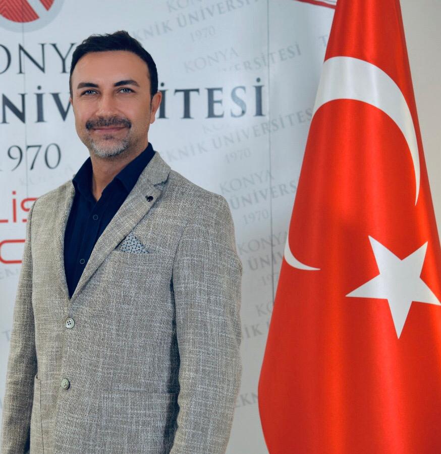 Prof. Dr. Mahmut KUŞ